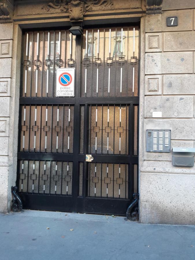 Appartamento Martina, Silenzioso A 100 Metri Dalla Metropolitana Milano Eksteriør billede